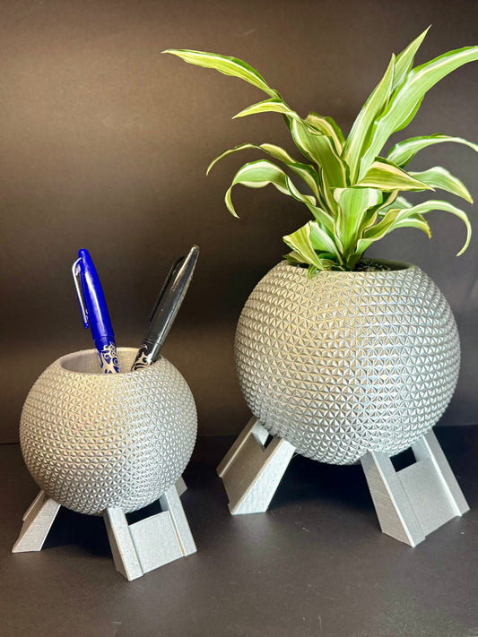 Pot à Crayons / Cache-Pot Spaceship Earth
