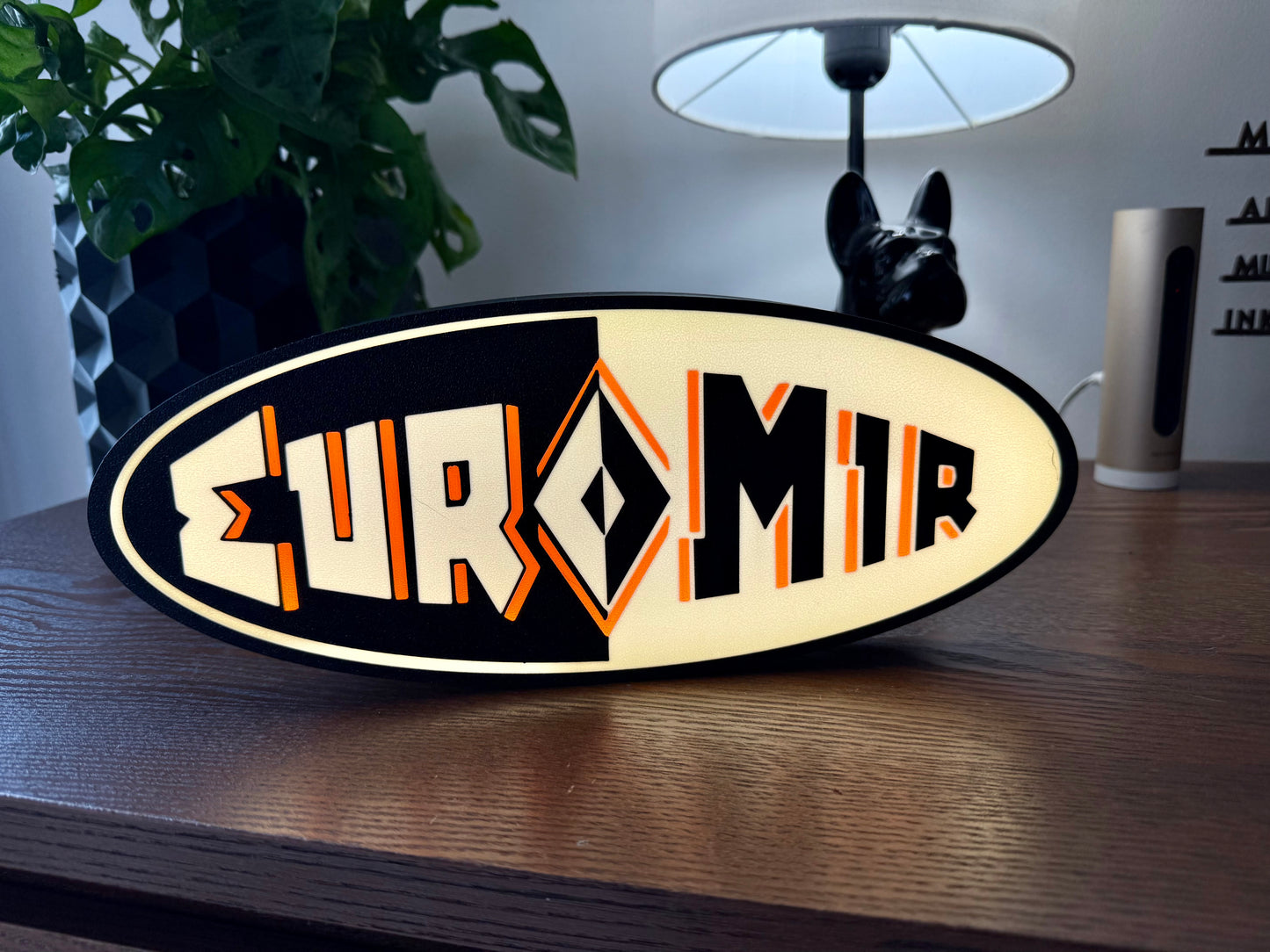 Enseigne Lumineuse EUROMIR – Europa-Park – LED USB – 30x12 cm – Impression 3D
