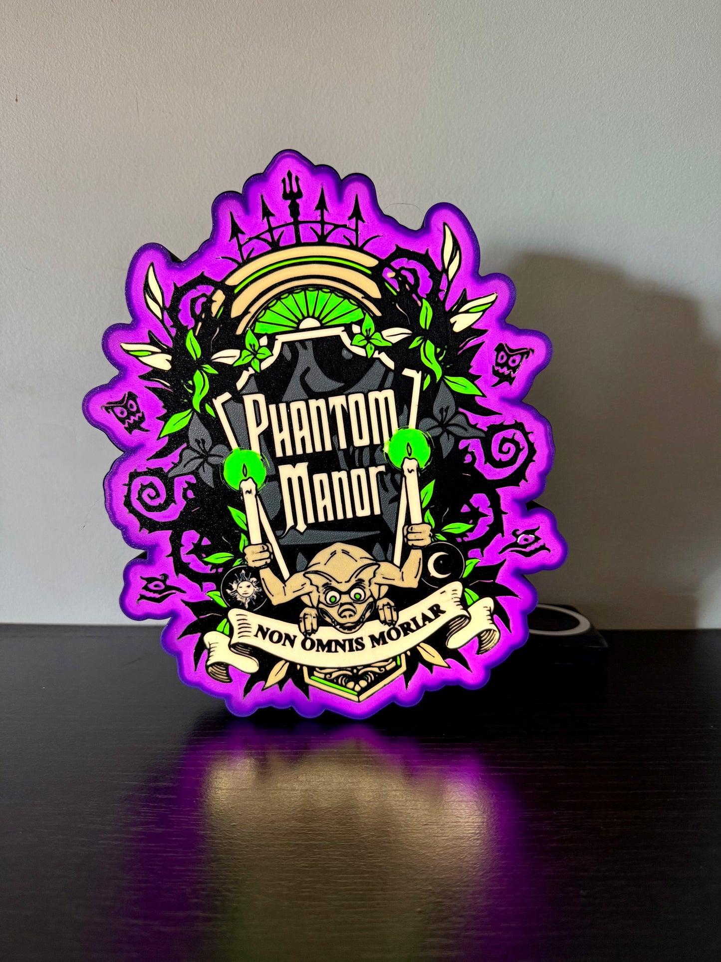Plaque lumineuse Phantom Manor – Décoration Disney & Halloween