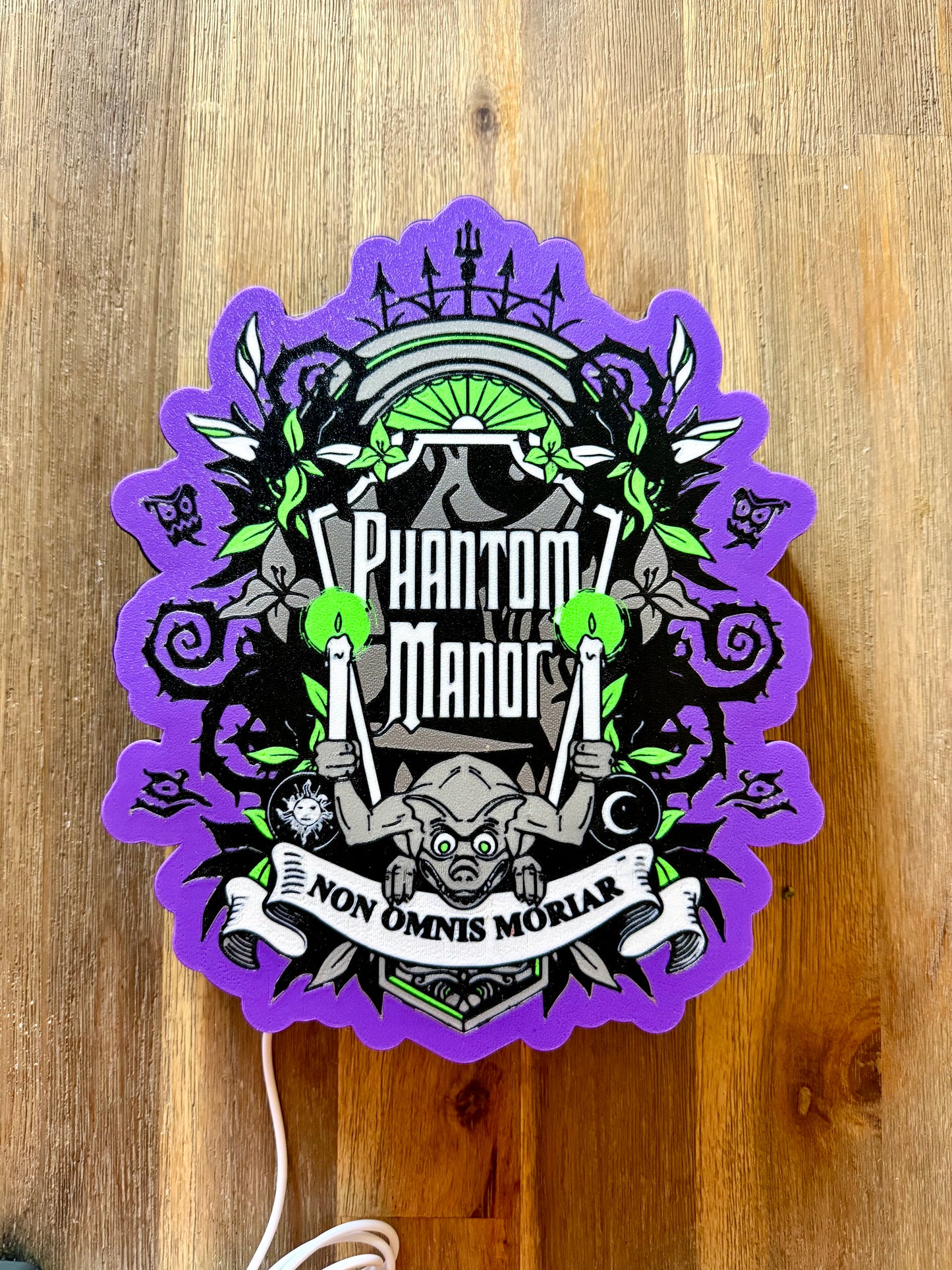 Plaque lumineuse Phantom Manor – Décoration Disney & Halloween