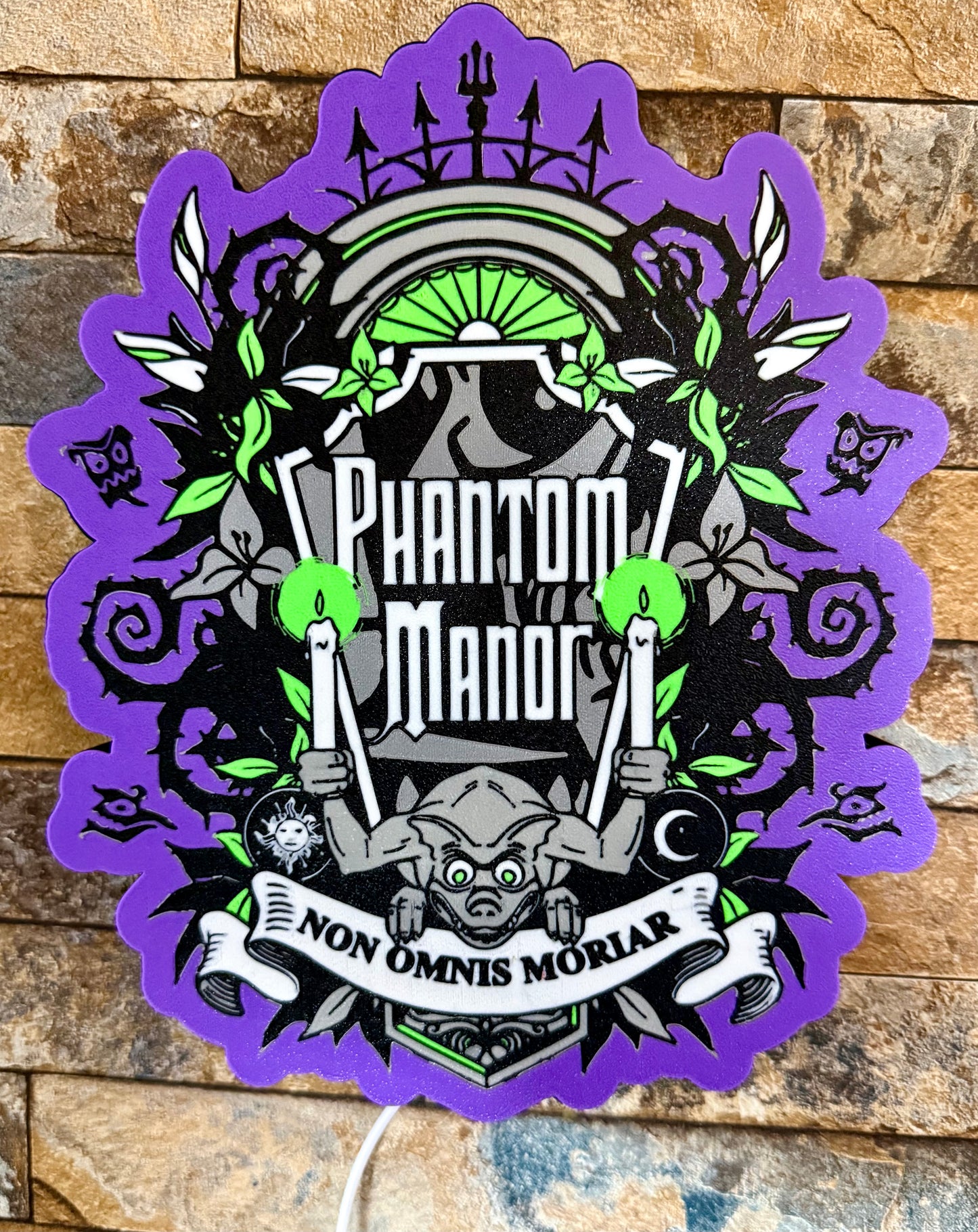 Plaque lumineuse Phantom Manor – Décoration Disney & Halloween
