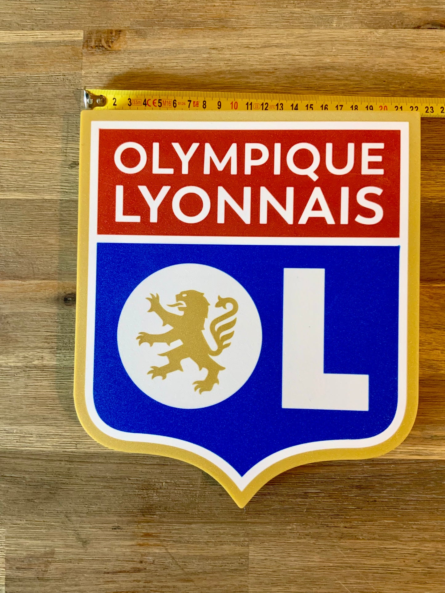 Logo lumineux Olympique Lyonnais – Déco murale LED – Cadeau supporter OL – Impression 3D artisanale